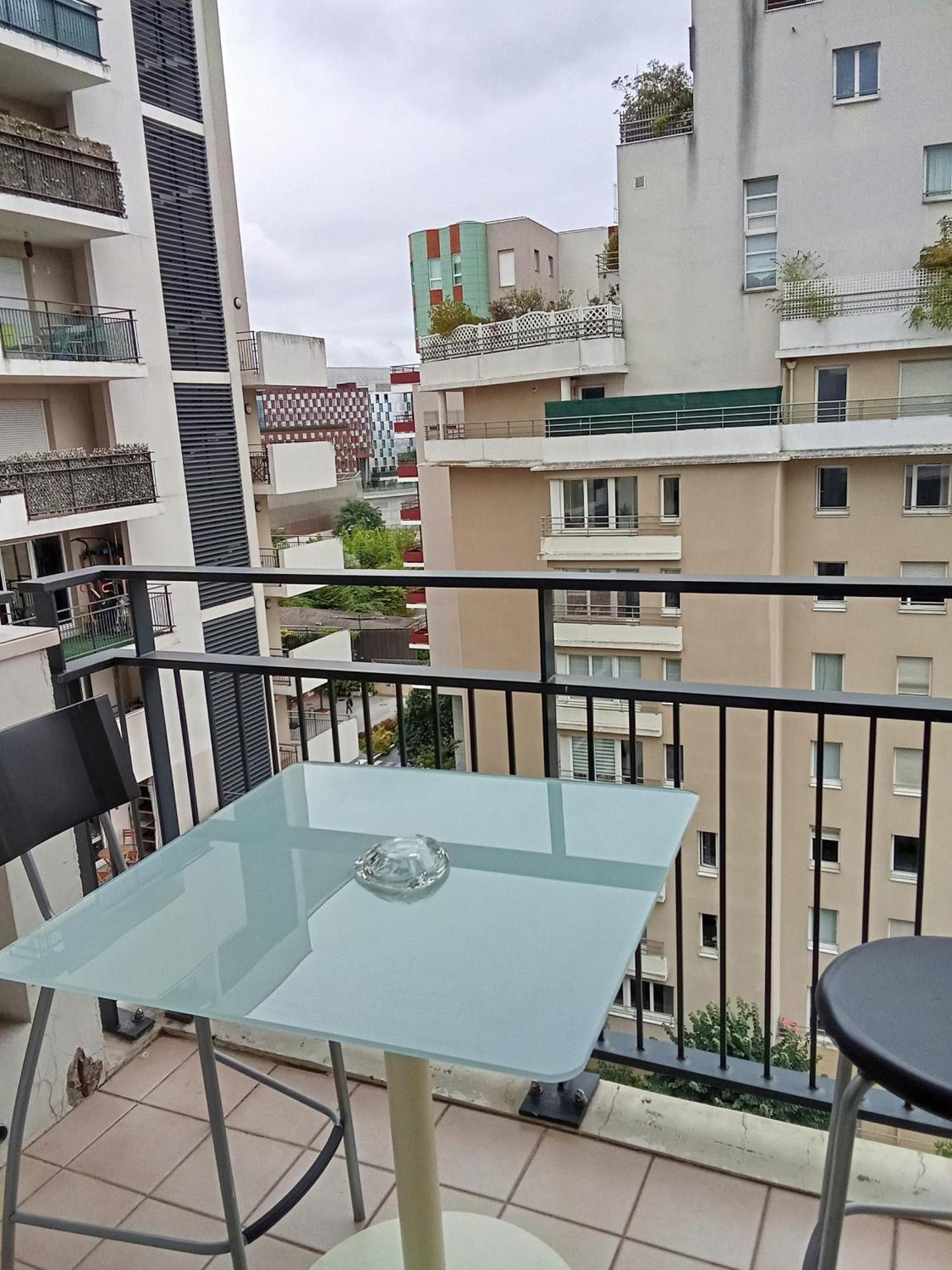 Studio Lumineux Courbevoie Exterior photo